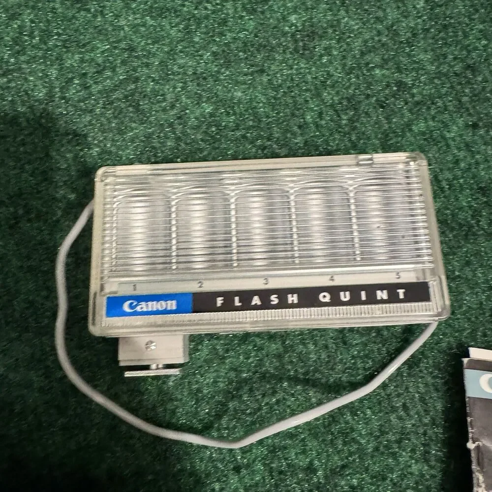 Canon Flash Quint Auto Flash w/ Case & Manual Japan Vintage Camera Accessory